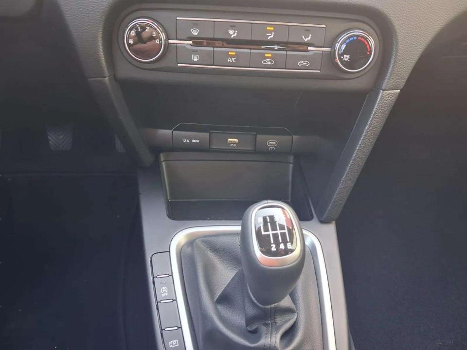 kia-xceed-2026-gasolina-998cc