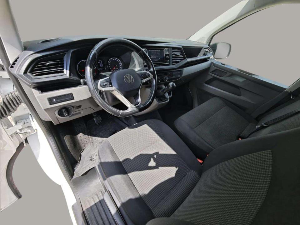 volkswagen-transporter-2022-diesel-1968cc