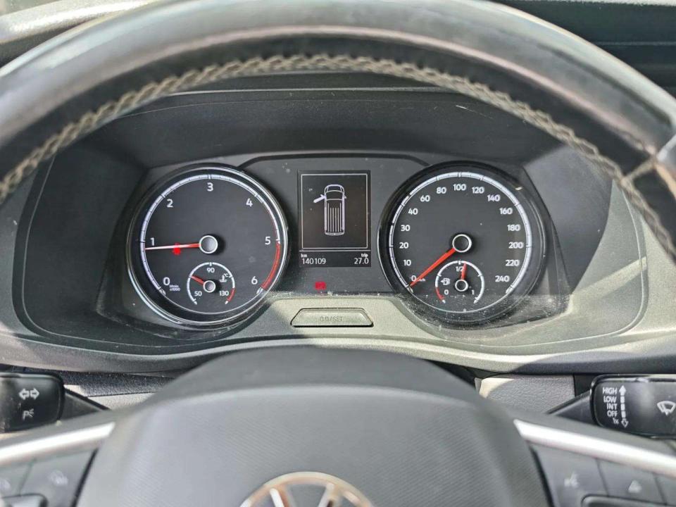 volkswagen-transporter-2022-diesel-1968cc