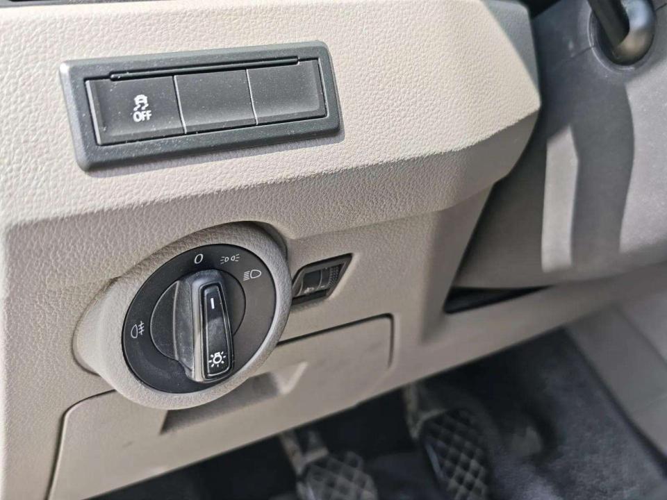 volkswagen-transporter-2022-diesel-1968cc
