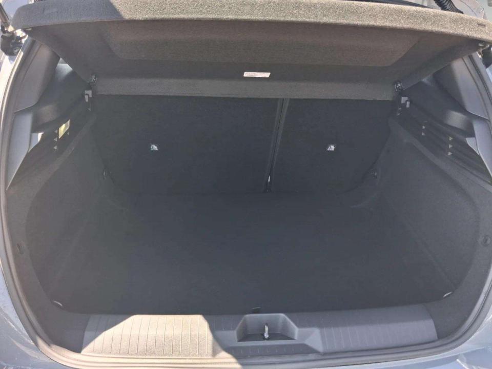 opel-astra-2026-gasolina-1199cc
