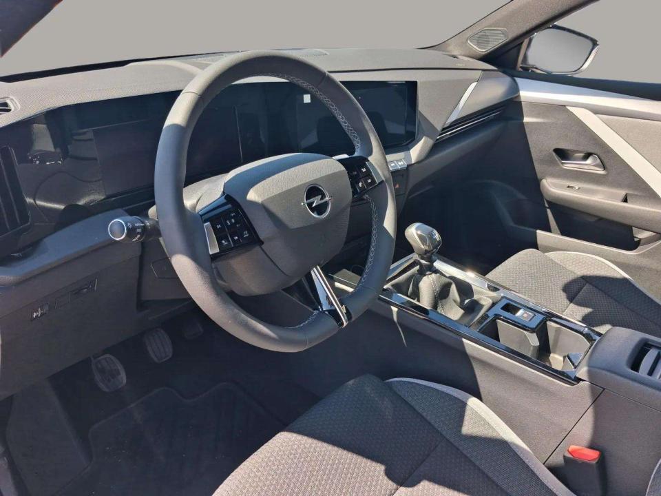 opel-astra-2026-gasolina-1199cc
