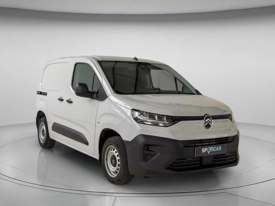 citroen-berlingo-2025-diesel-1499cc