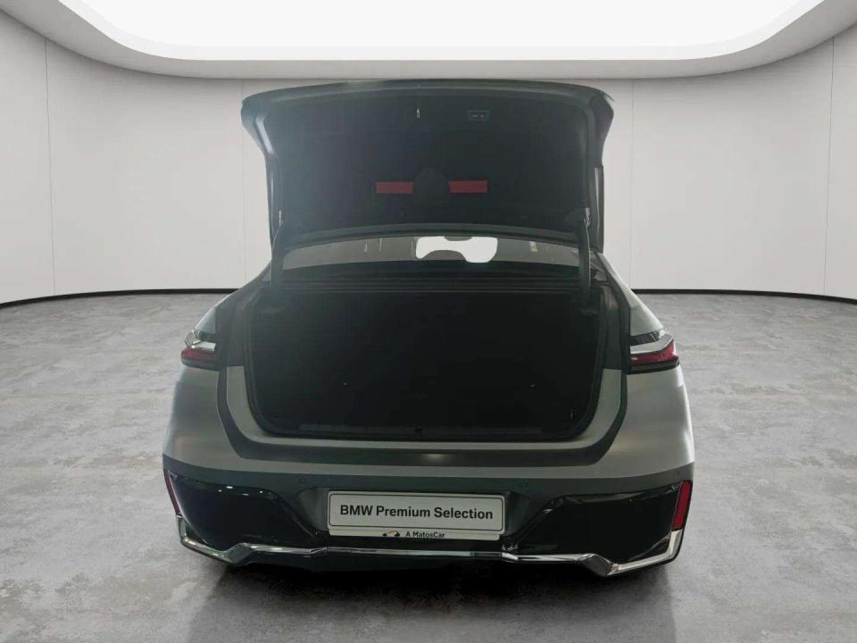 bmw-serie-7-2025-diesel-2993cc