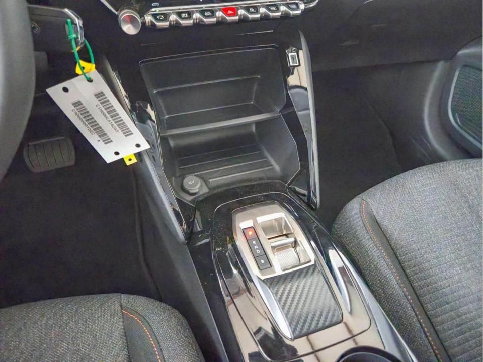 peugeot-208-2025-eletrico-0cc