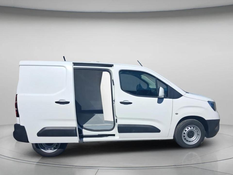 opel-combo-2026-diesel-1499cc