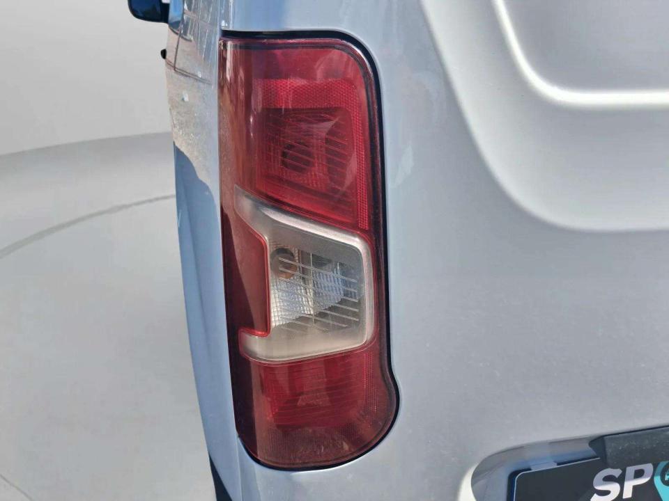 opel-combo-2026-diesel-1499cc