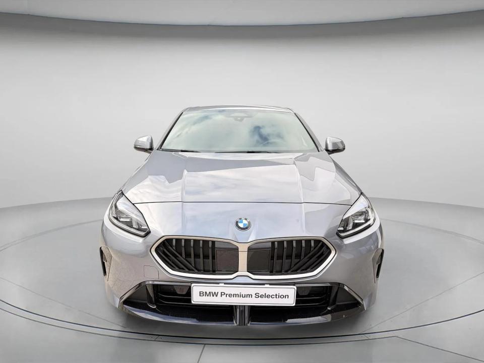 bmw-serie-1-2025-gasolina-1499cc