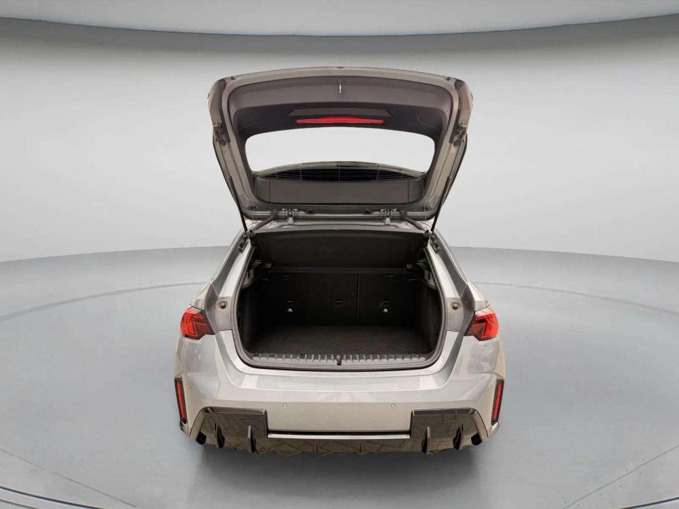 bmw-serie-1-2025-gasolina-1499cc