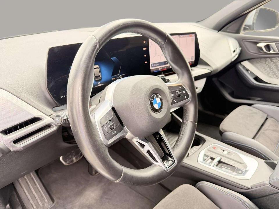 bmw-serie-1-2025-gasolina-1499cc