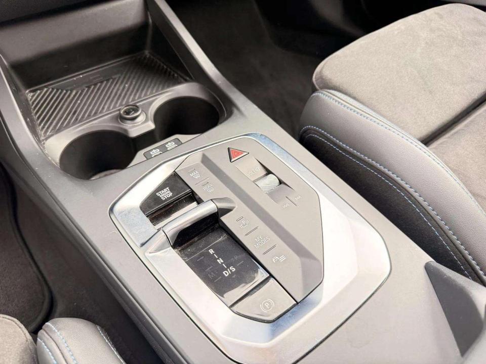 bmw-serie-1-2025-gasolina-1499cc