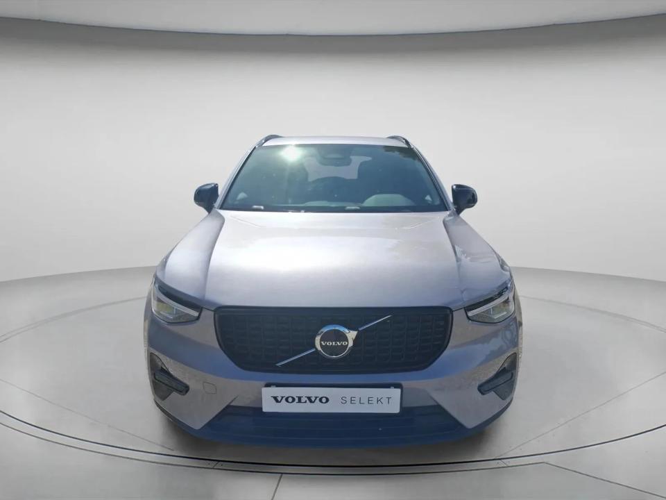 volvo-xc40-2026-gasolina-1969cc
