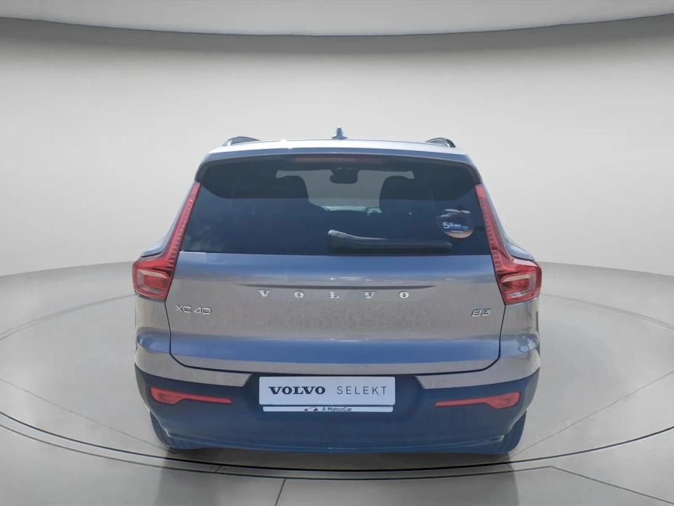 volvo-xc40-2026-gasolina-1969cc