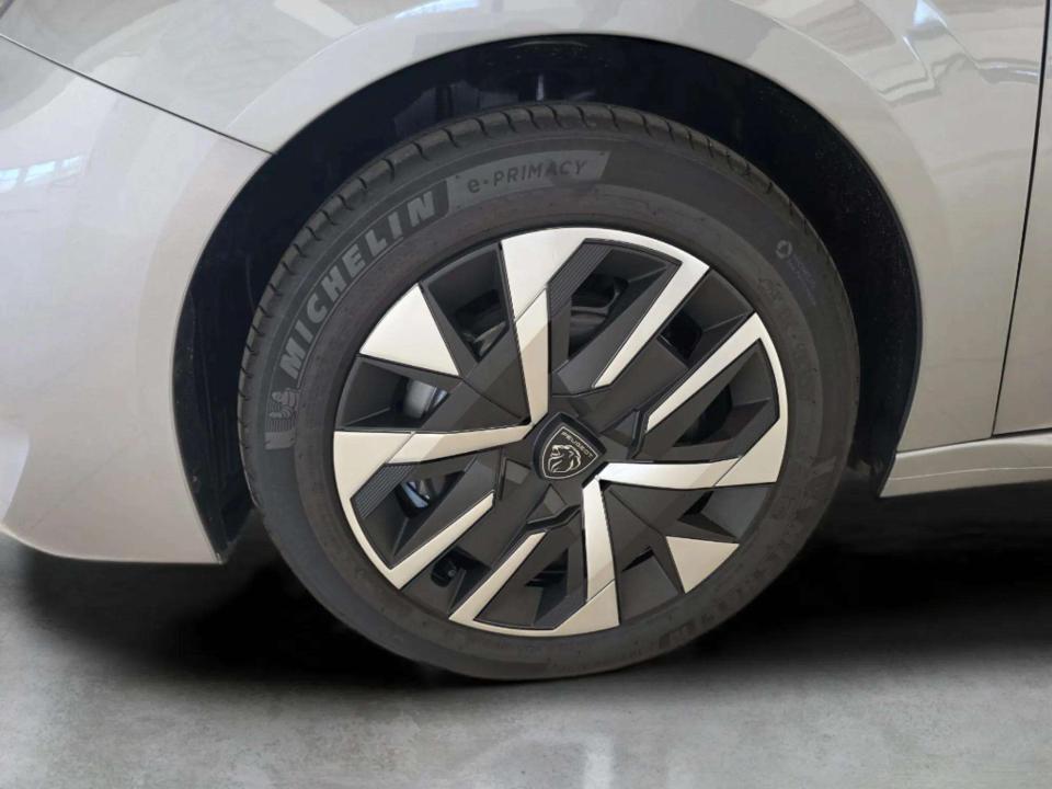peugeot-208-2026-gasolina-1199cc
