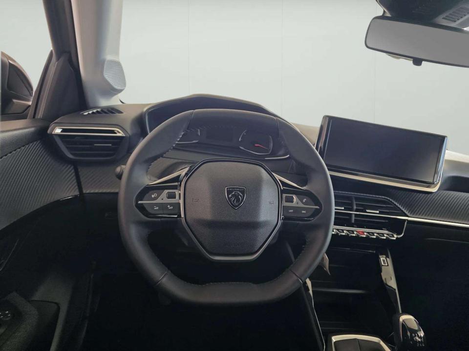 peugeot-208-2026-gasolina-1199cc
