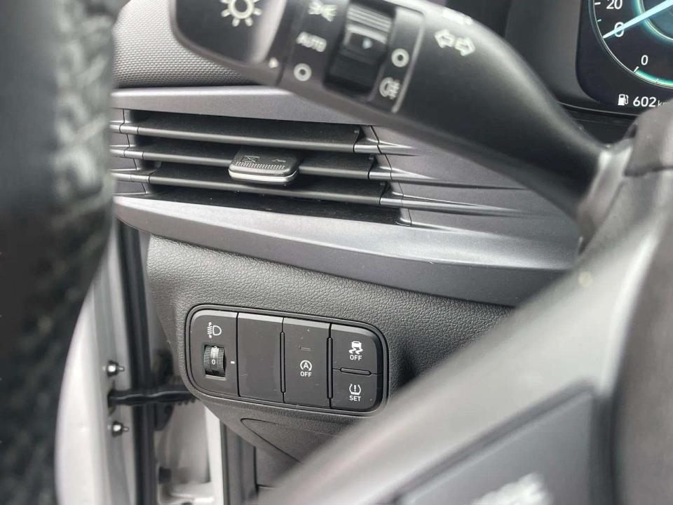 hyundai-i20-2024-gasolina-1197cc