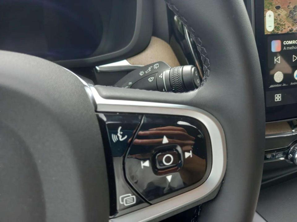 volvo-xc60-2026-hibrido-1969cc