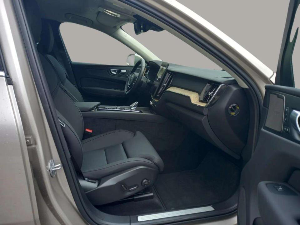 volvo-xc60-2026-hibrido-1969cc