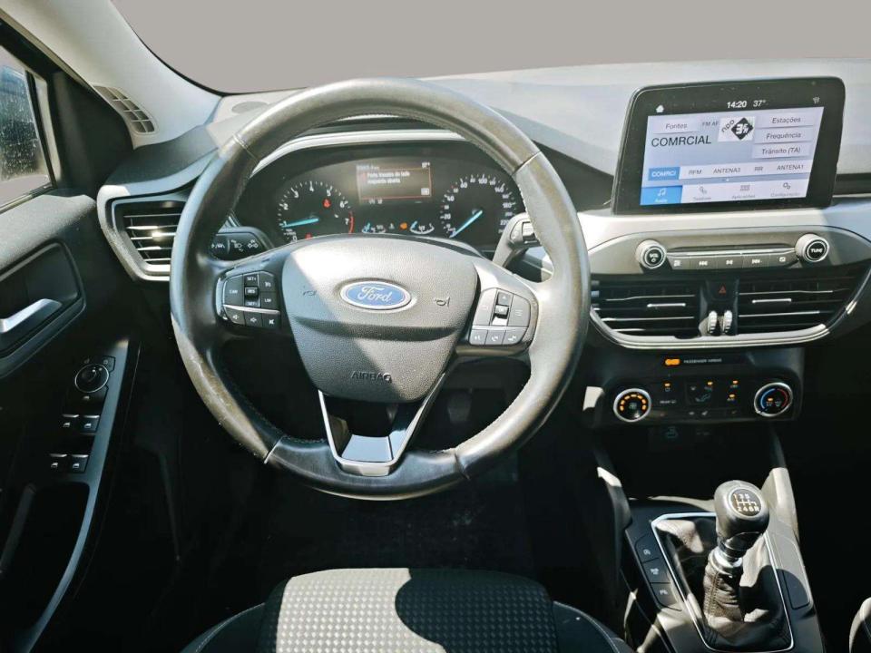 ford-focus-2023-gasolina-998cc