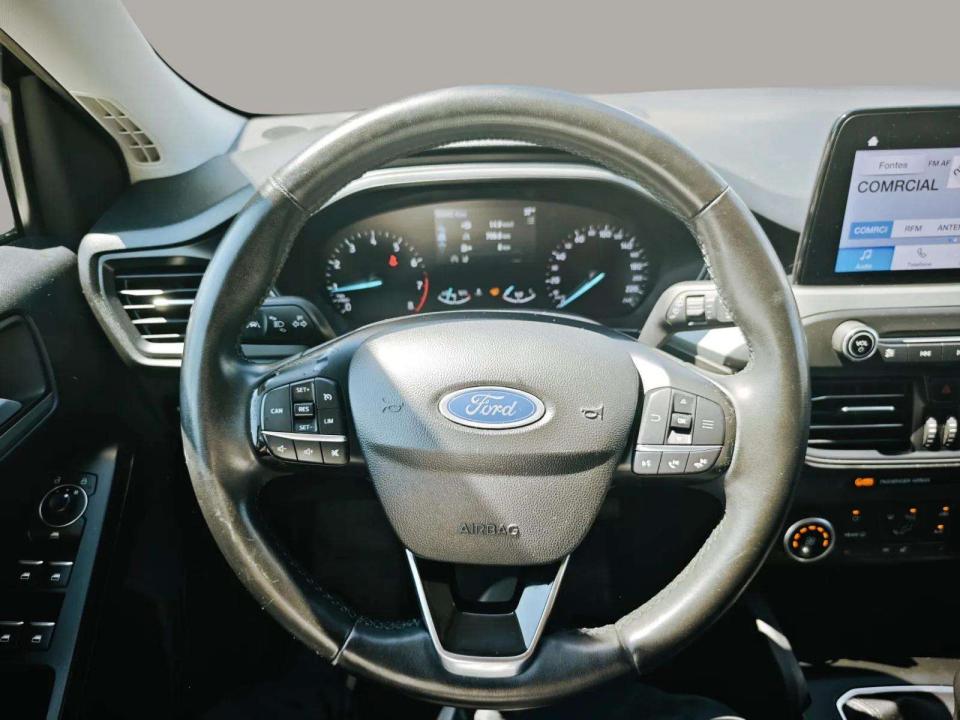 ford-focus-2023-gasolina-998cc