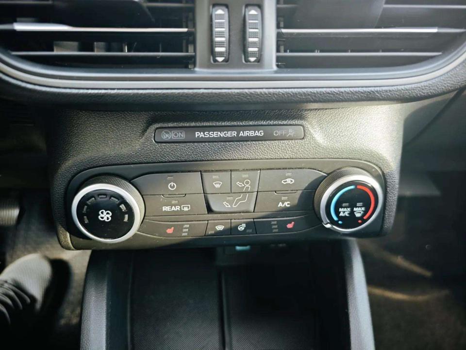 ford-focus-2023-gasolina-998cc