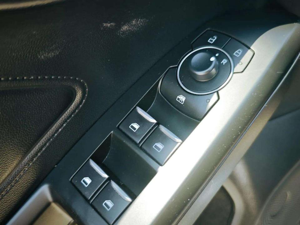 ford-focus-2023-gasolina-998cc