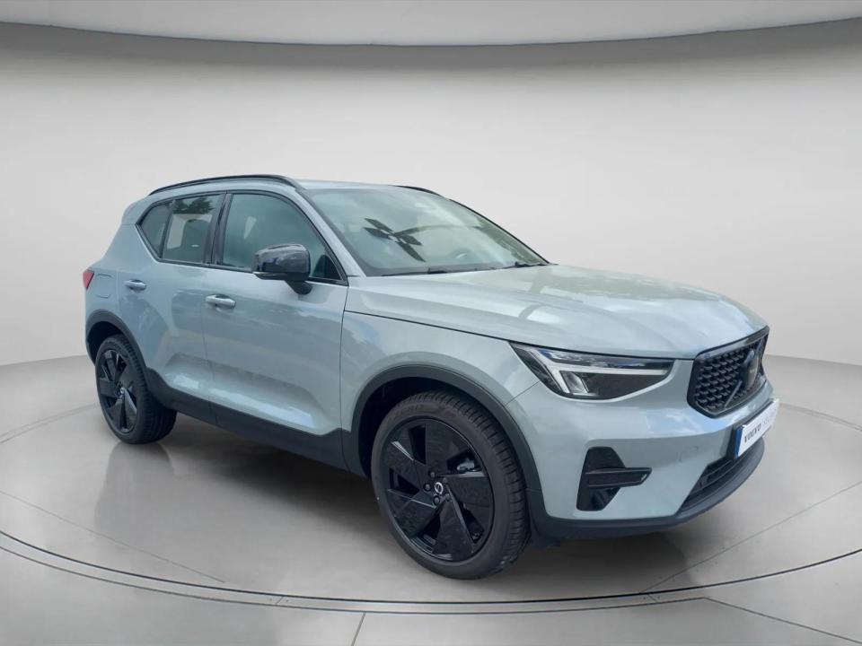 volvo-xc40-2026-gasolina-1969cc