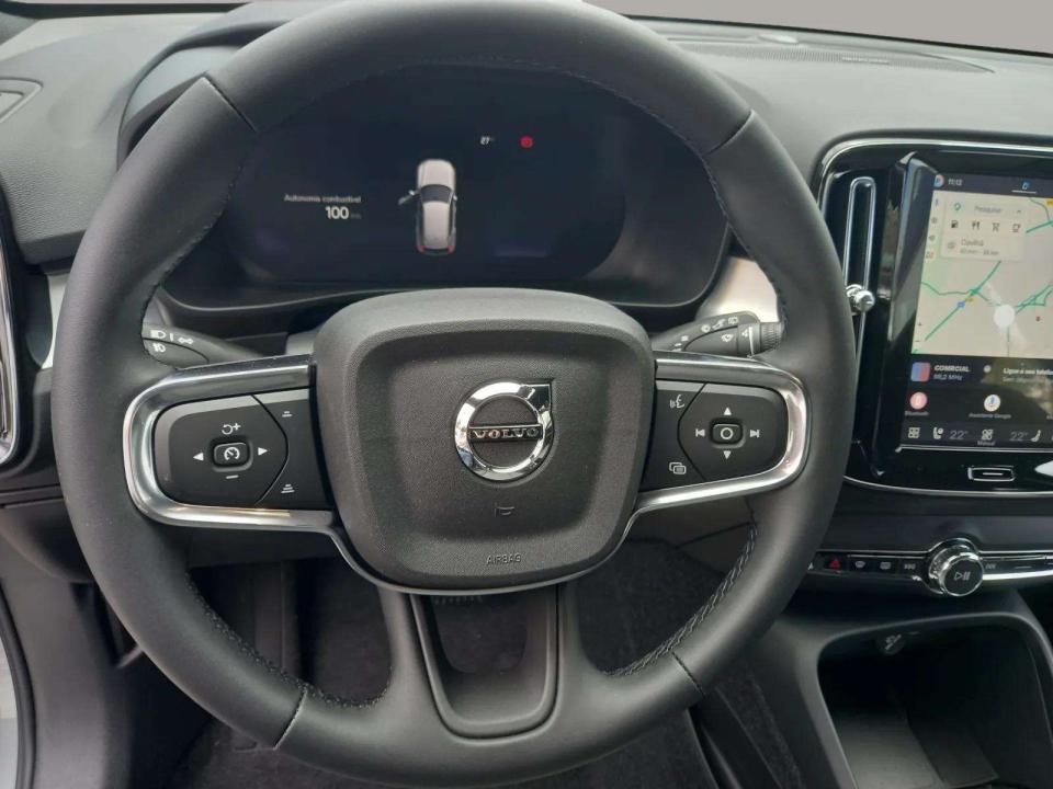 volvo-xc40-2026-gasolina-1969cc