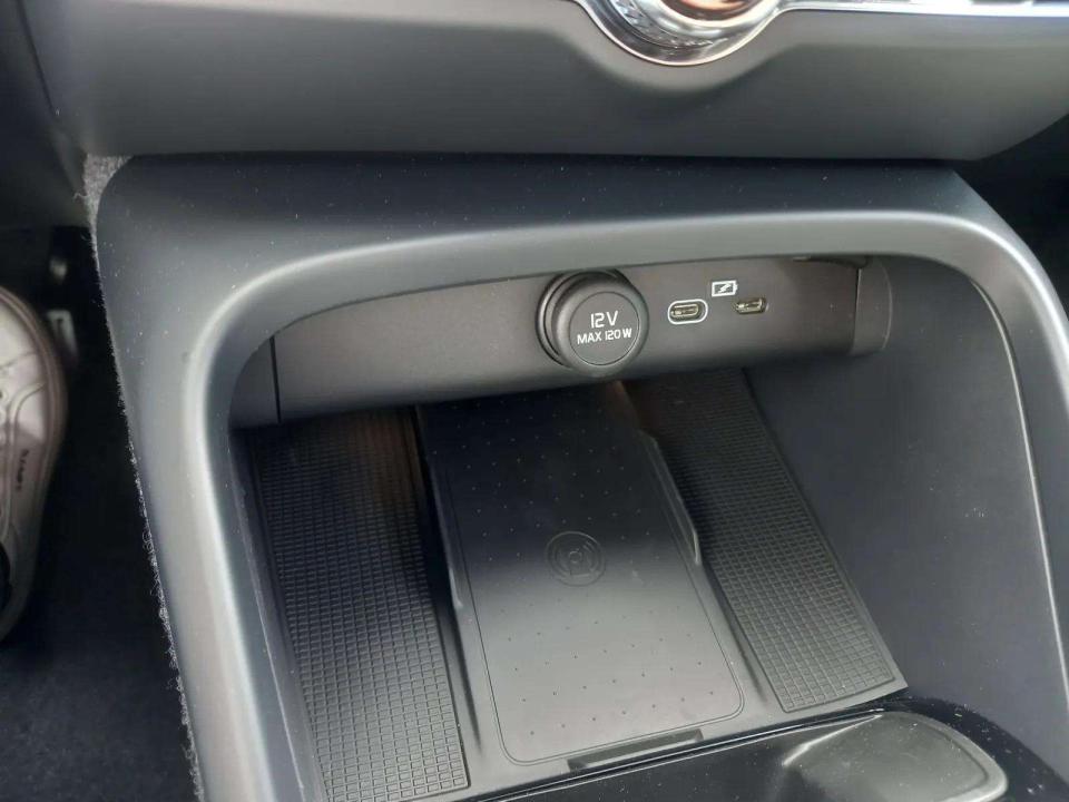 volvo-xc40-2026-gasolina-1969cc