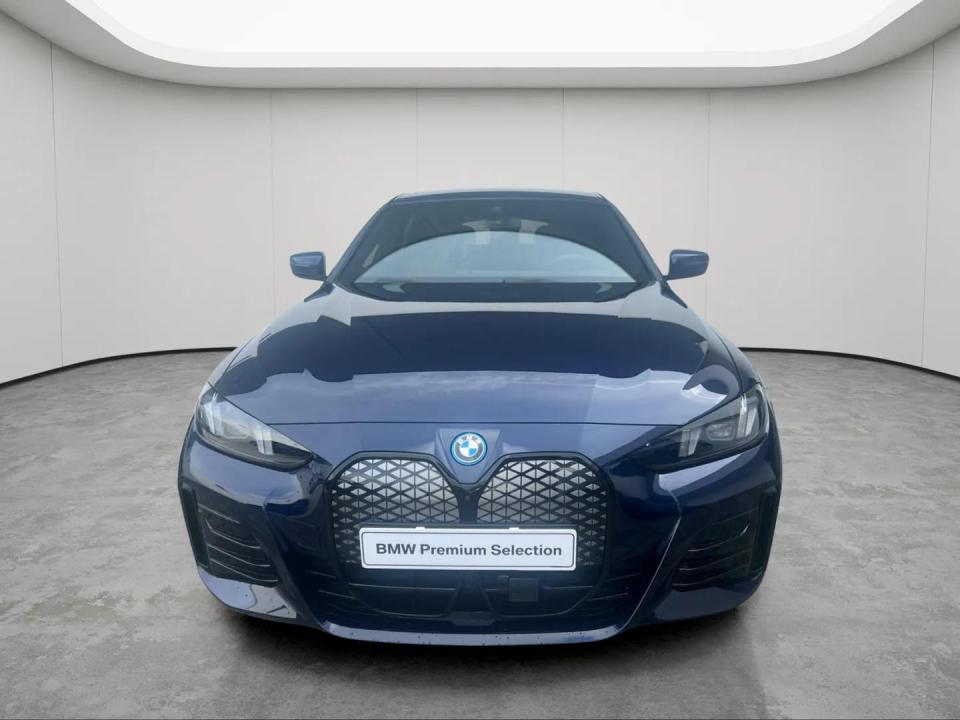 bmw-i4-2026-eletrico-0cc