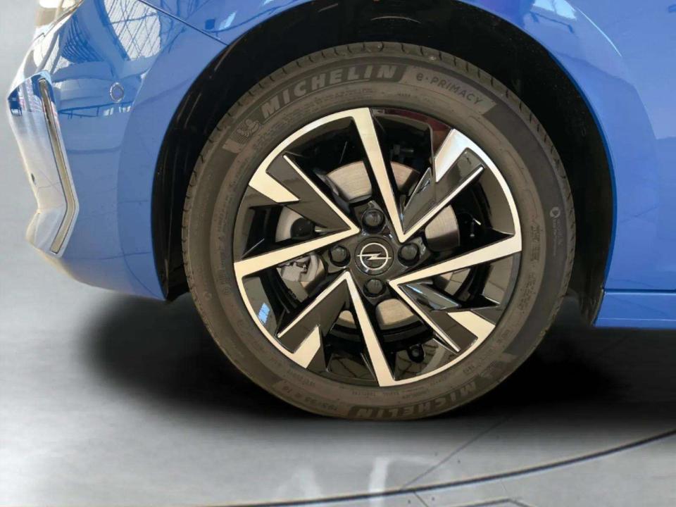 opel-corsa-2026-gasolina-1199cc