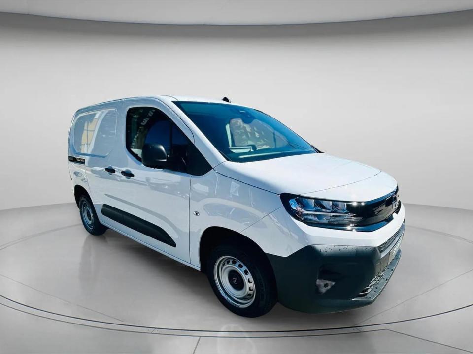 opel-combo-2026-diesel-1499cc