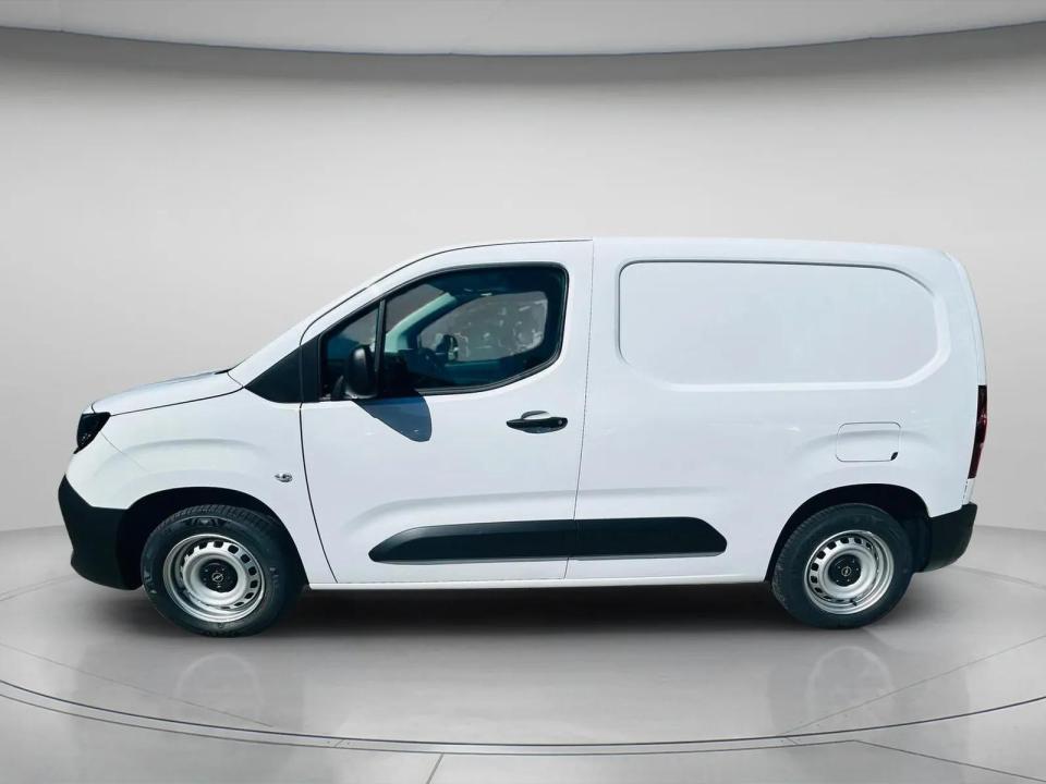 opel-combo-2026-diesel-1499cc