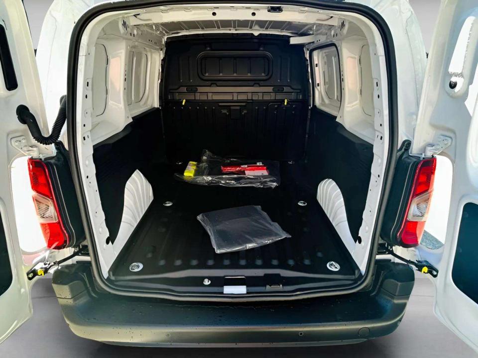 opel-combo-2026-diesel-1499cc