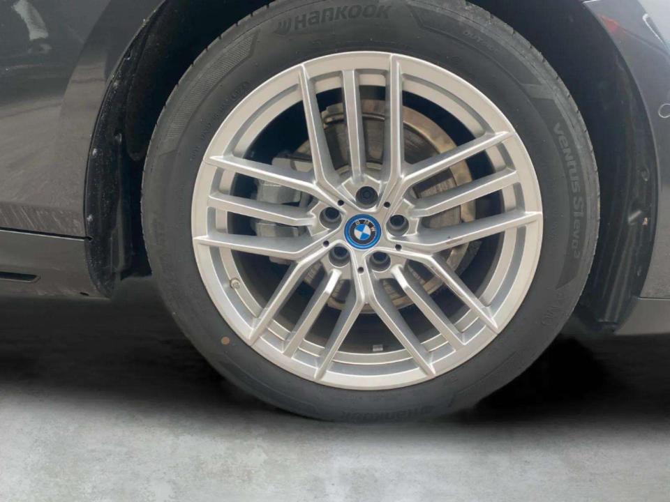 bmw-serie-5-2025-gasolina-1998cc