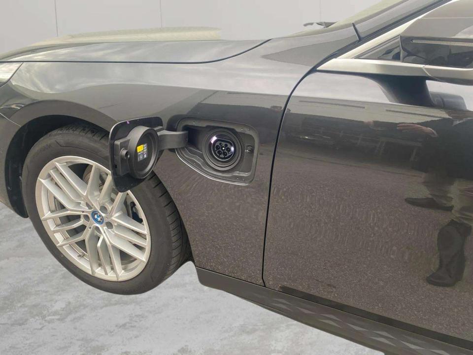 bmw-serie-5-2025-gasolina-1998cc