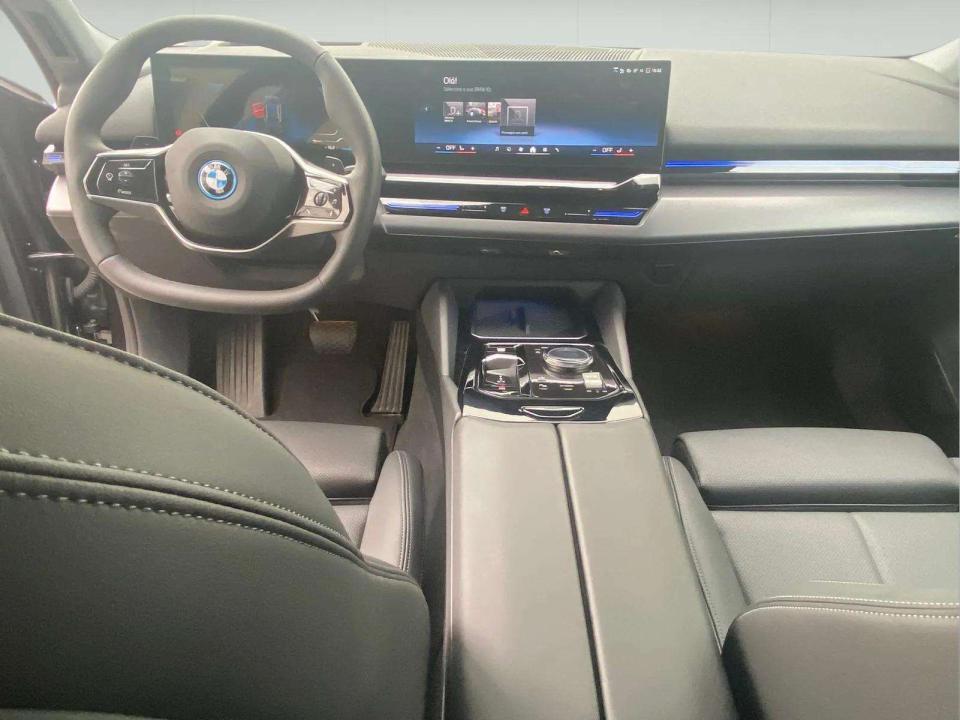 bmw-serie-5-2025-gasolina-1998cc