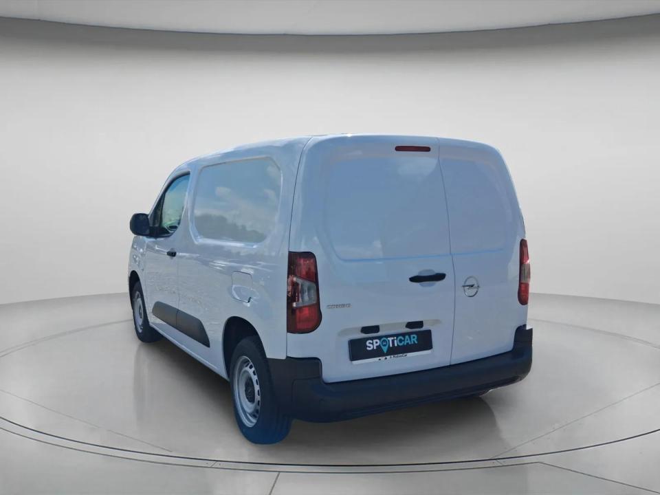 opel-combo-2025-diesel-1499cc