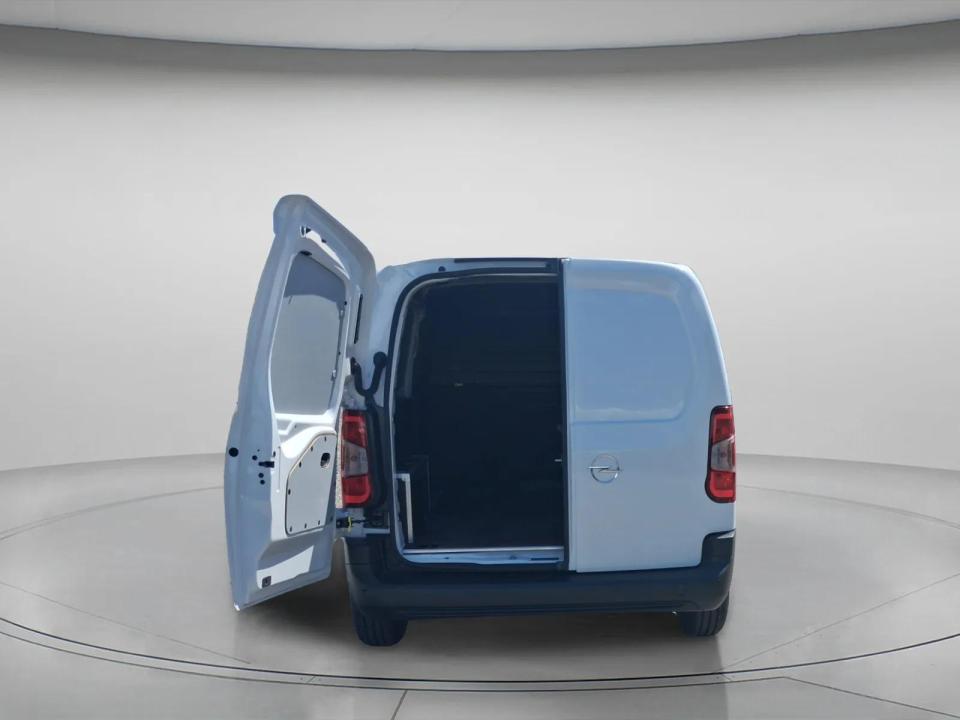 opel-combo-2025-diesel-1499cc