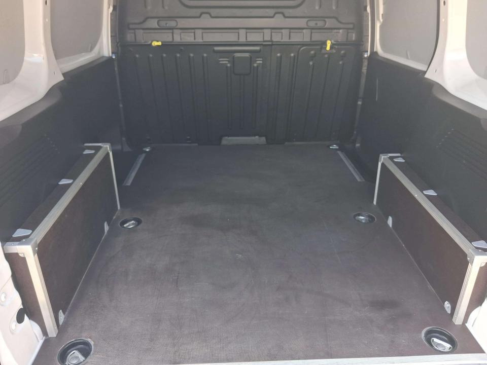 opel-combo-2025-diesel-1499cc