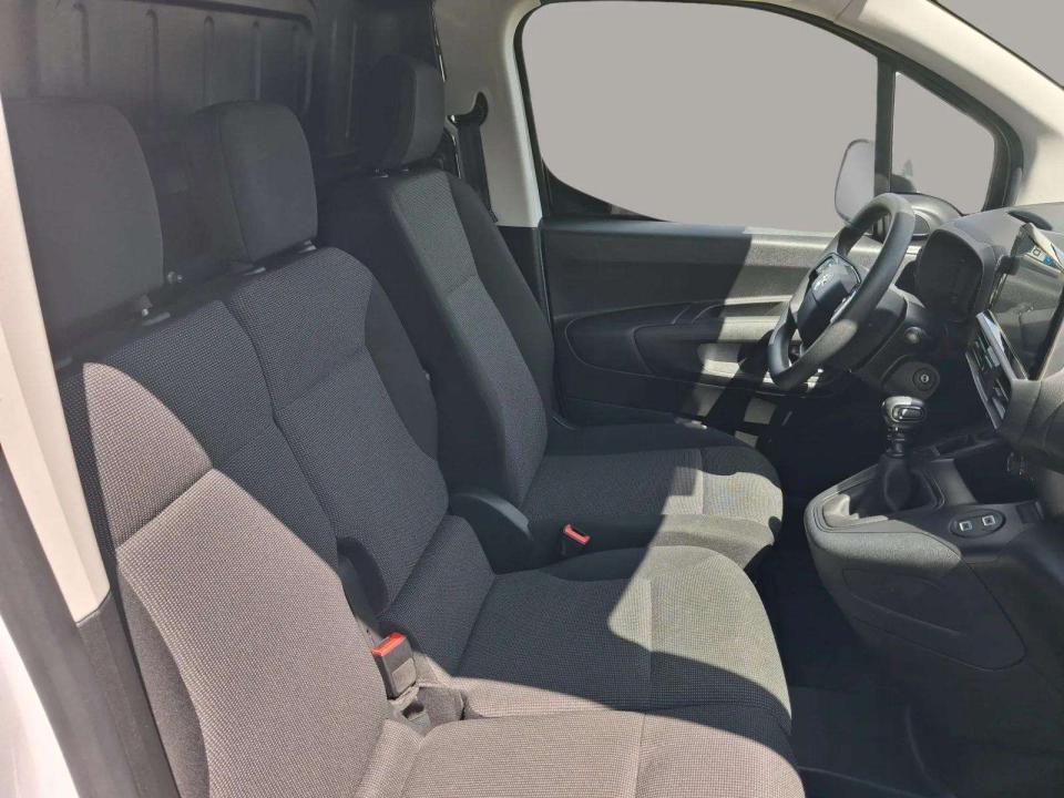 opel-combo-2025-diesel-1499cc