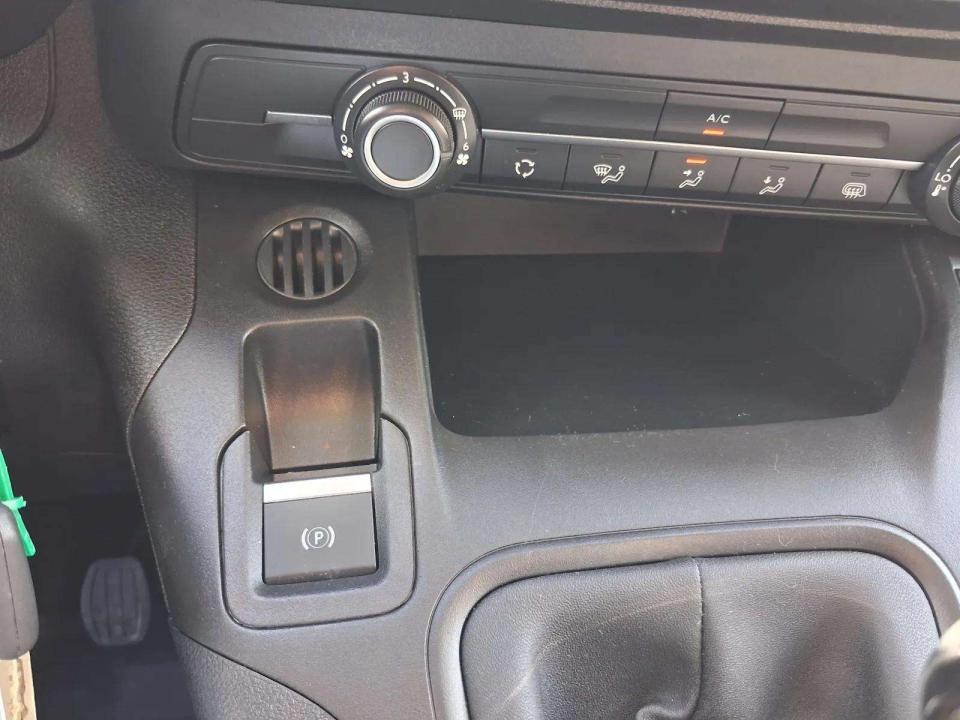 opel-combo-2025-diesel-1499cc