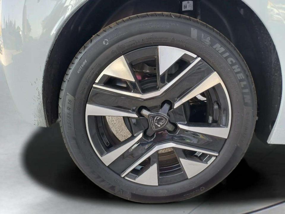 peugeot-208-2026-gasolina-1199cc