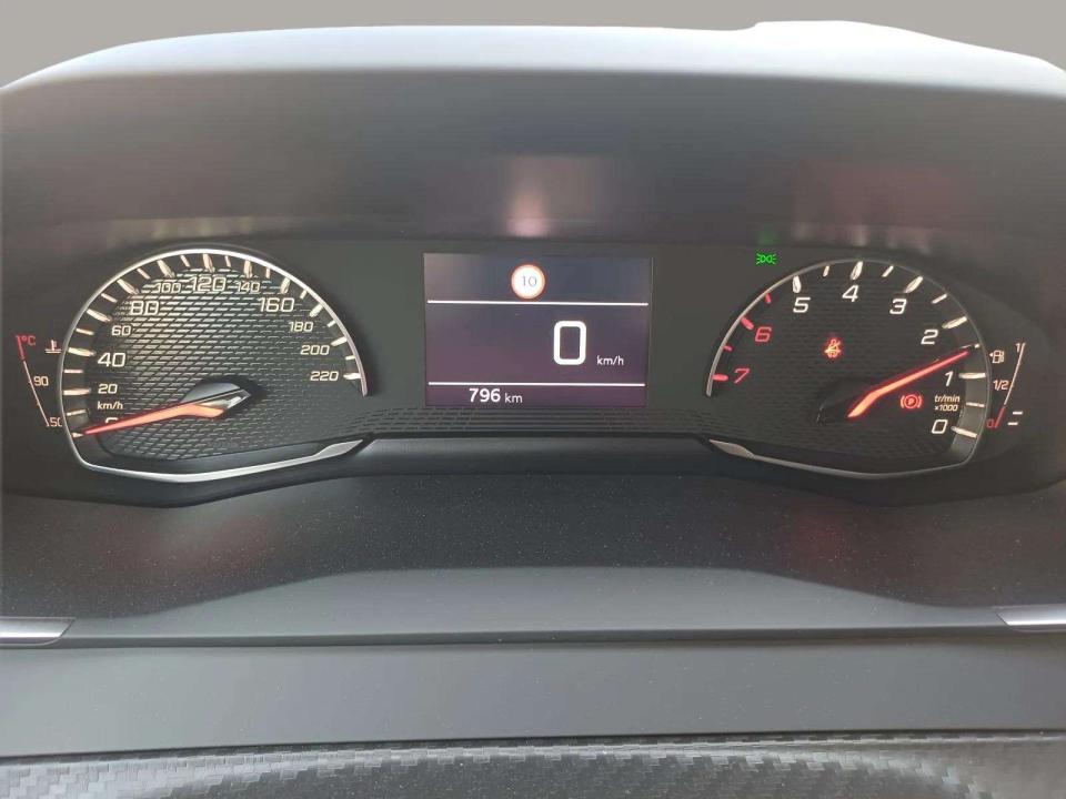 peugeot-208-2026-gasolina-1199cc