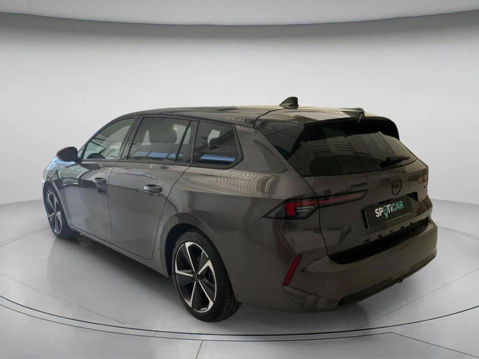 opel-astra-2025-hibrido-1199cc