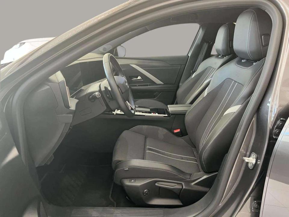 opel-astra-2025-hibrido-1199cc