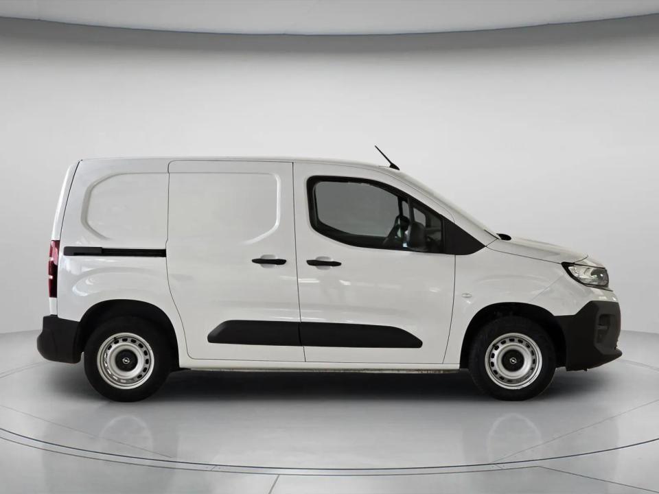 opel-combo-2026-diesel-1499cc