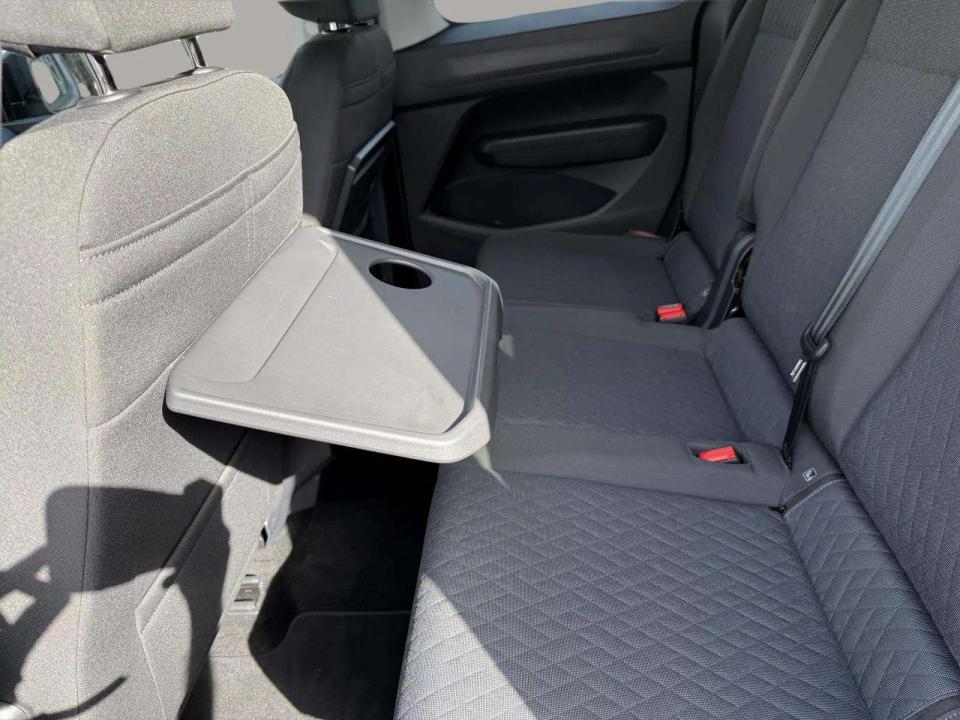 volkswagen-caddy-2025-hibrido-1498cc