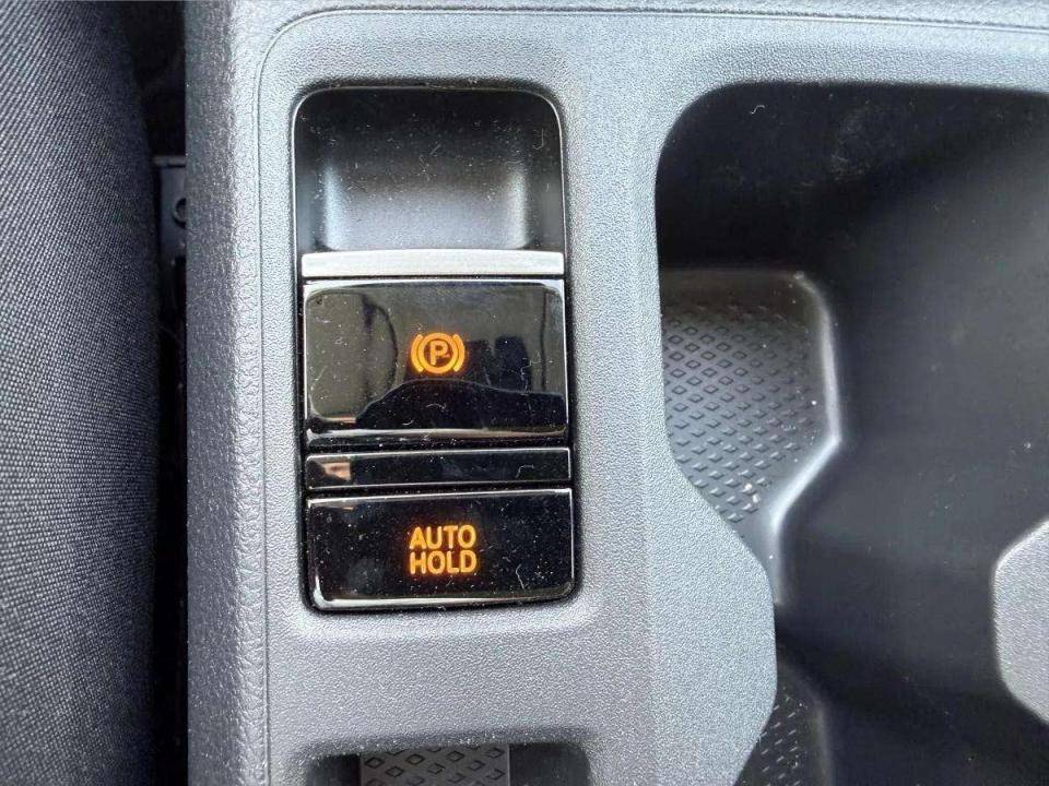 volkswagen-caddy-2025-hibrido-1498cc
