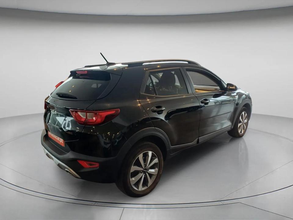 kia-stonic-2024-gasolina-1197cc
